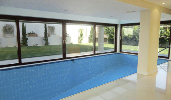 Εσωτερική πισίνα - Indoor swimming pool